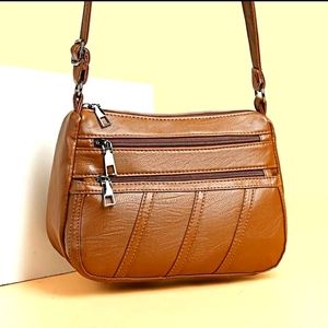Women's  Cross Body/ Shoulder Bag.